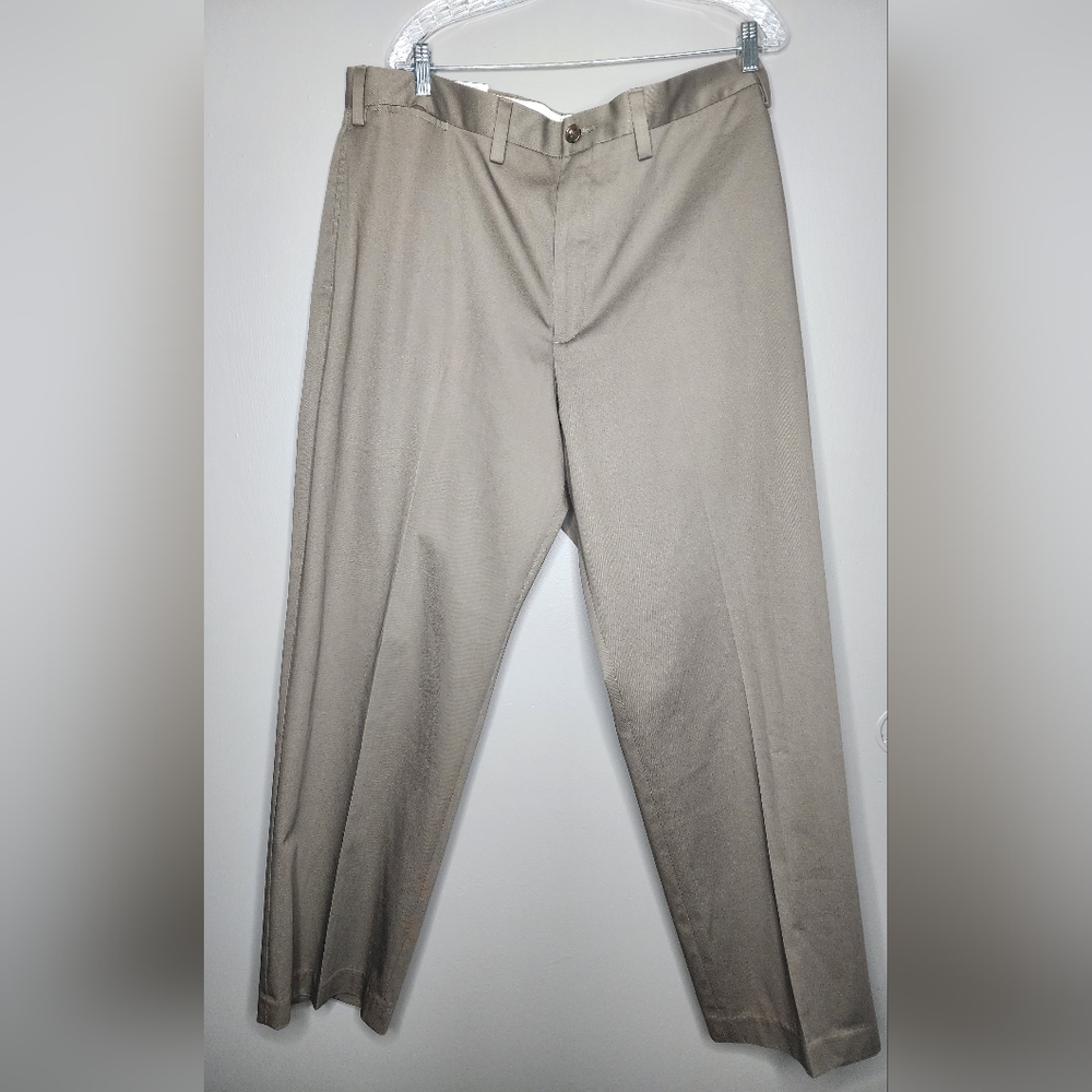 NWT Eddie Bauer Classic Fit Pants.  Size 38x32